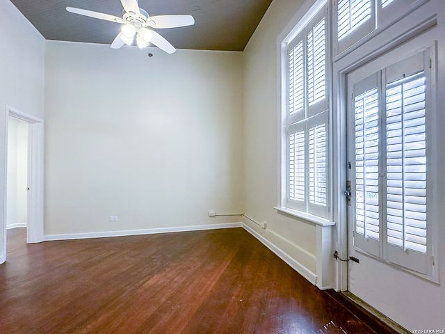 245 Losoya St A, San Antonio, TX 78205