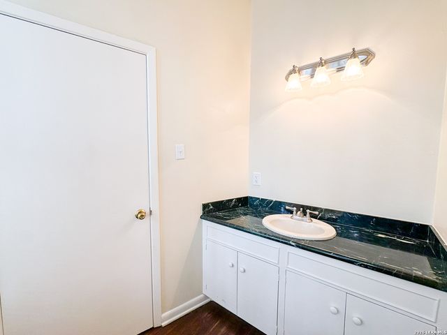 245 Losoya St A, San Antonio, TX 78205