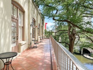 245 Losoya St A, San Antonio, TX 78205