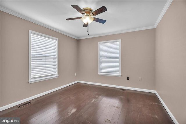 104 PARK AVE, Somerdale, NJ 08083
