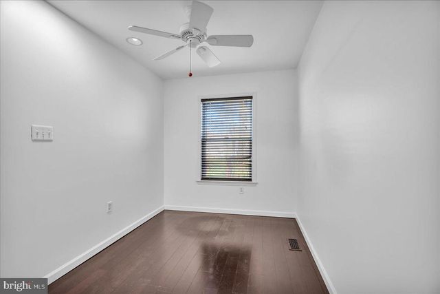 104 PARK AVE, Somerdale, NJ 08083