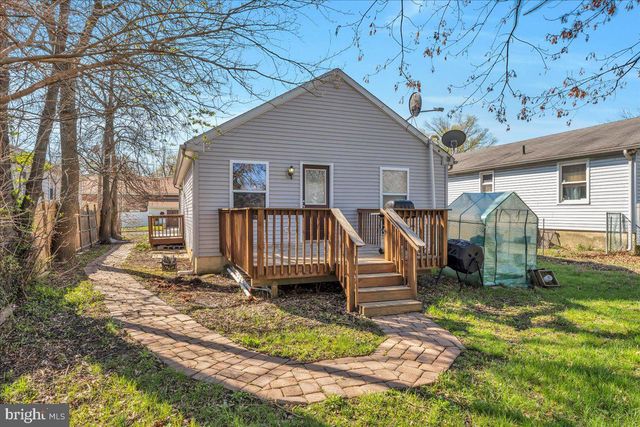 104 PARK AVE, Somerdale, NJ 08083