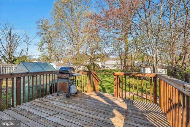 104 PARK AVE, Somerdale, NJ 08083