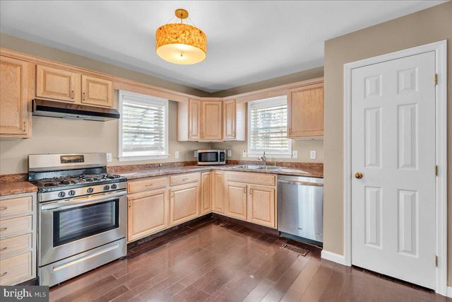 104 PARK AVE, Somerdale, NJ 08083