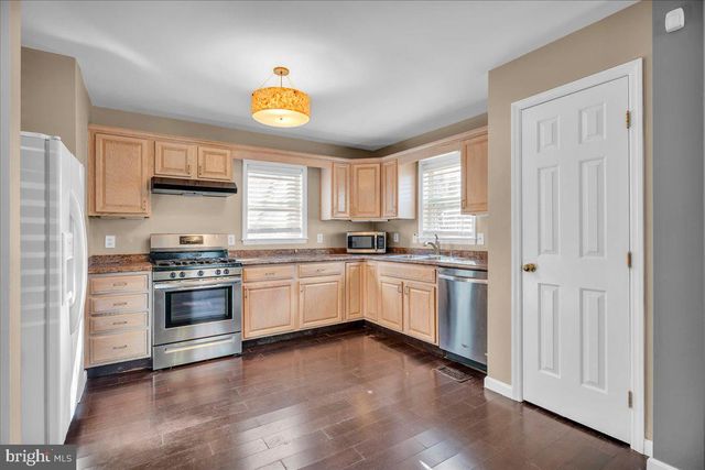 104 PARK AVE, Somerdale, NJ 08083