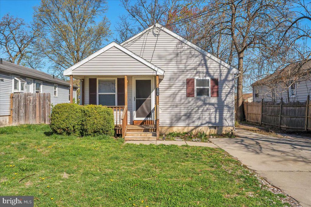 104 PARK AVE, Somerdale, NJ 08083