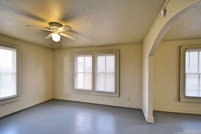 875 PORTER ST, New Braunfels, TX 78130