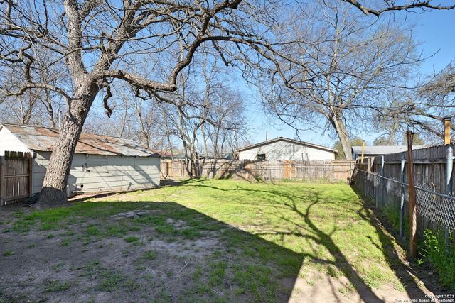 875 PORTER ST, New Braunfels, TX 78130