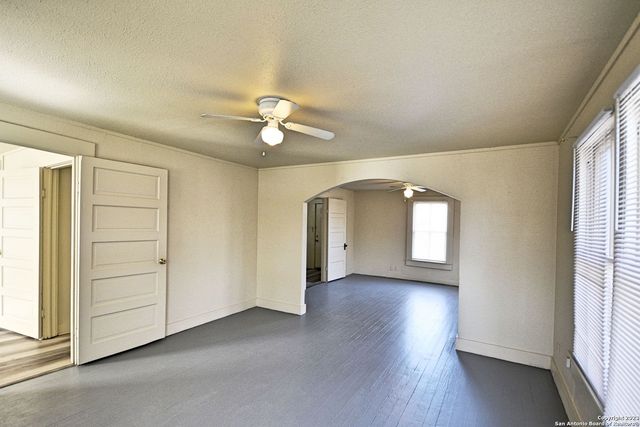 875 PORTER ST, New Braunfels, TX 78130