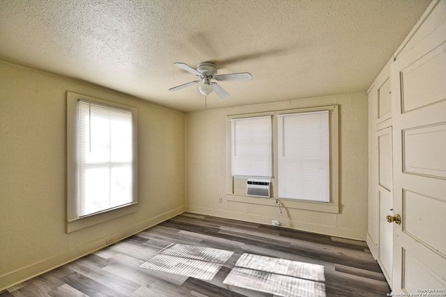 875 PORTER ST, New Braunfels, TX 78130