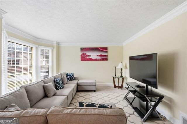 4803 Tomahawk Court SW, Lilburn, GA 30047