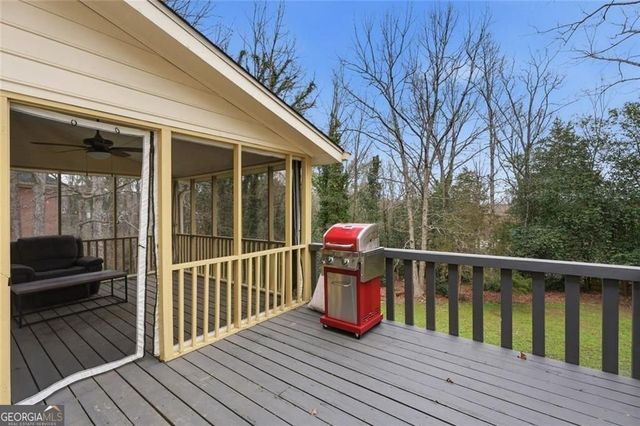 4803 Tomahawk Court SW, Lilburn, GA 30047