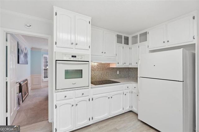 4803 Tomahawk Court SW, Lilburn, GA 30047