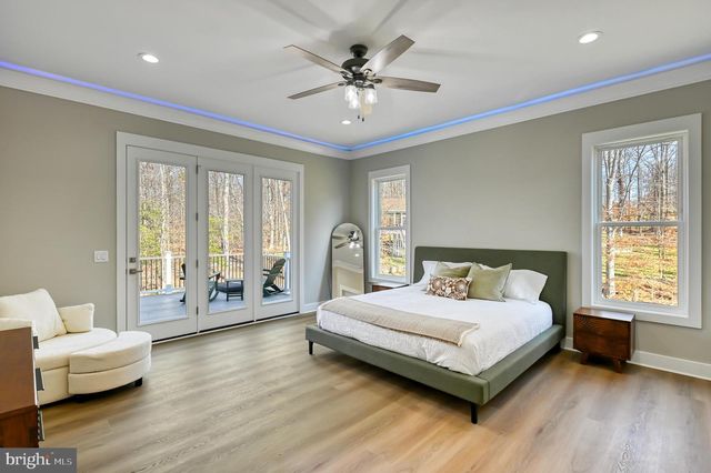 2 OLD HOUSE RD, Bumpass, VA 23024