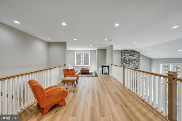 2 OLD HOUSE RD, Bumpass, VA 23024