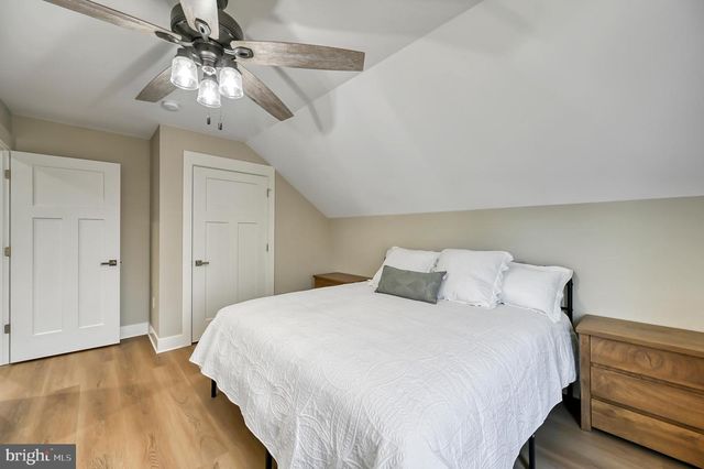 2 OLD HOUSE RD, Bumpass, VA 23024