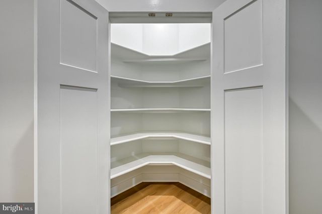 2 OLD HOUSE RD, Bumpass, VA 23024