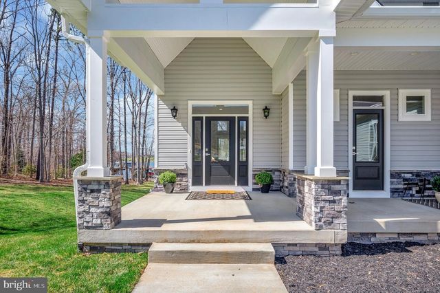 2 OLD HOUSE RD, Bumpass, VA 23024