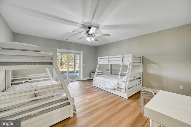 2 OLD HOUSE RD, Bumpass, VA 23024