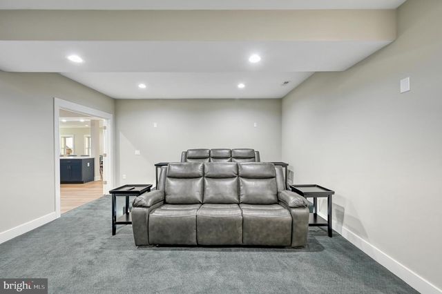 2 OLD HOUSE RD, Bumpass, VA 23024