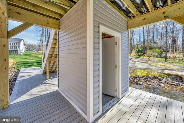 2 OLD HOUSE RD, Bumpass, VA 23024