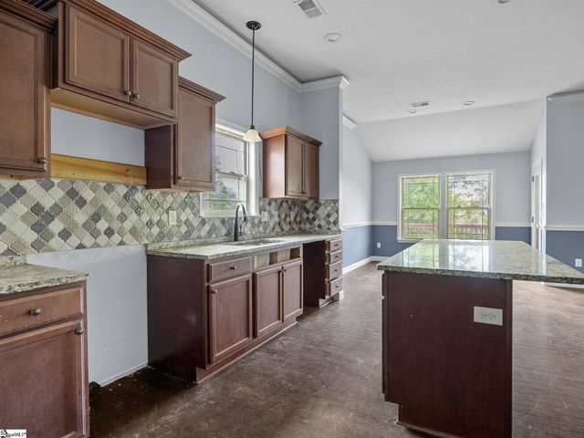 423 Camden Lee Court, Inman, SC 29349