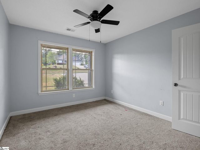 423 Camden Lee Court, Inman, SC 29349