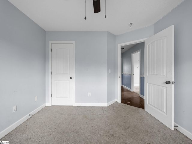 423 Camden Lee Court, Inman, SC 29349