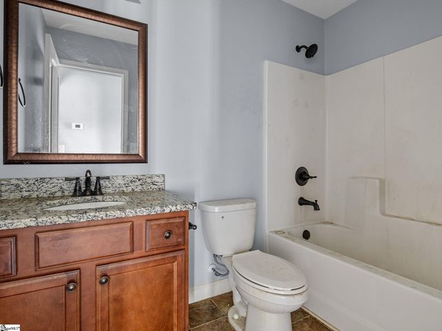 423 Camden Lee Court, Inman, SC 29349