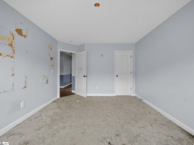 423 Camden Lee Court, Inman, SC 29349