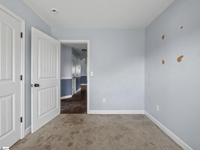 423 Camden Lee Court, Inman, SC 29349