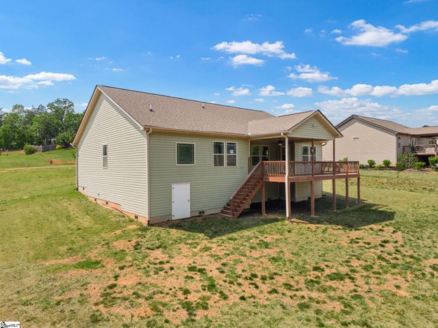 423 Camden Lee Court, Inman, SC 29349