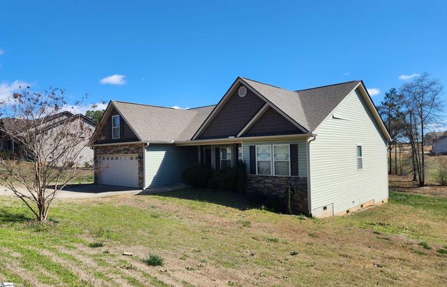 423 Camden Lee Court, Inman, SC 29349