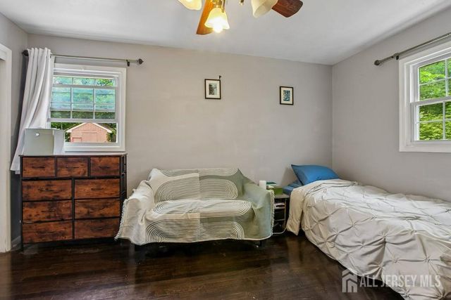 24 Jersey Avenue, Edison, NJ 08820