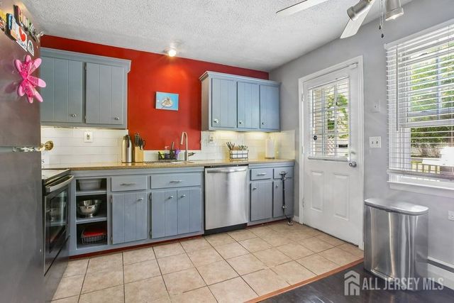 24 Jersey Avenue, Edison, NJ 08820