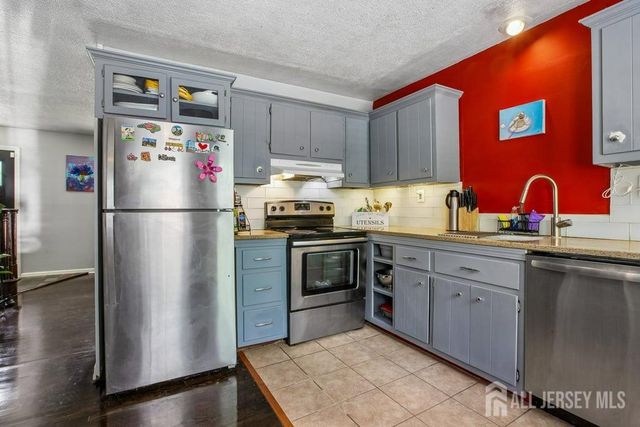 24 Jersey Avenue, Edison, NJ 08820