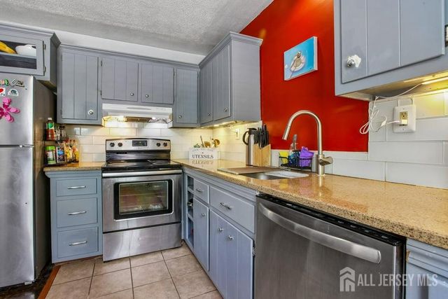 24 Jersey Avenue, Edison, NJ 08820
