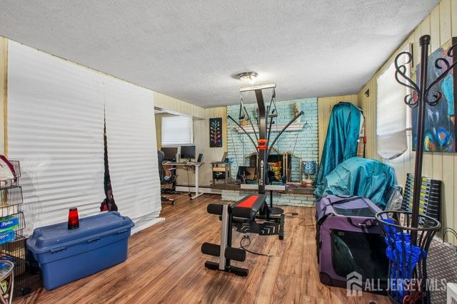 24 Jersey Avenue, Edison, NJ 08820