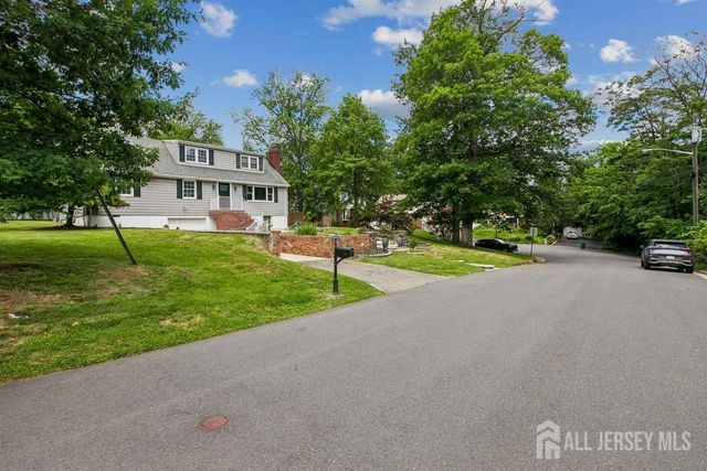 24 Jersey Avenue, Edison, NJ 08820