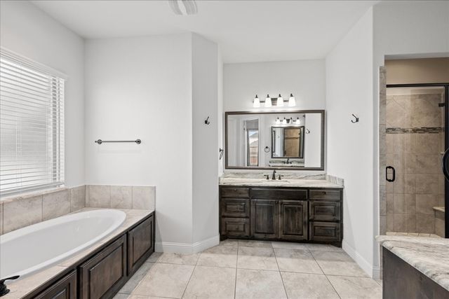 704 Montrose Drive, Rockwall, TX 75087