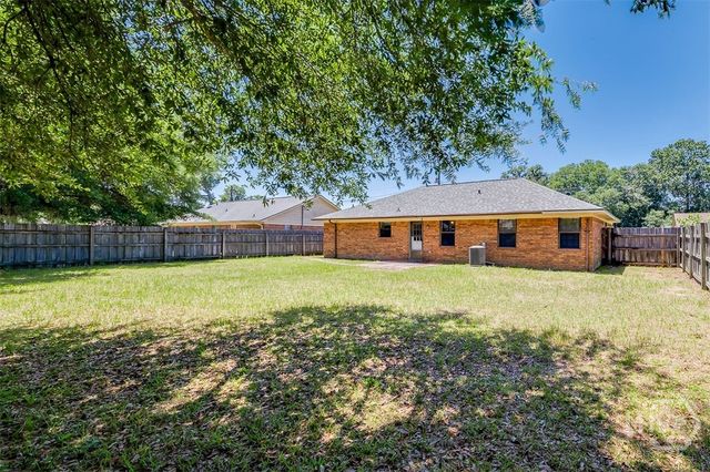 1750 Ashton Drive, Hinesville, GA 31313