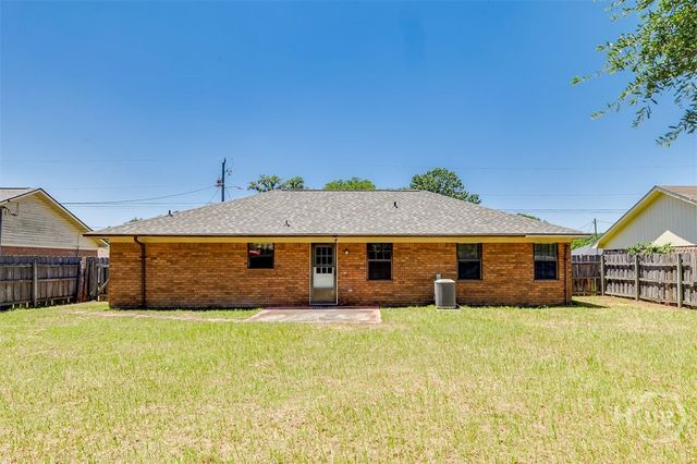 1750 Ashton Drive, Hinesville, GA 31313