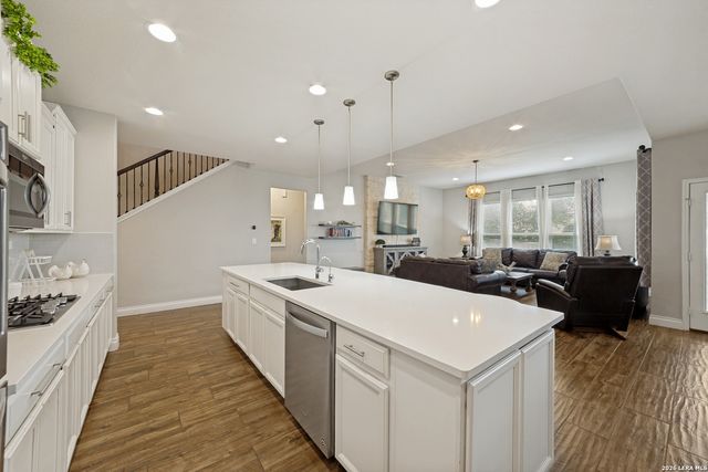 10530 COYOTE RUN, San Antonio, TX 78254
