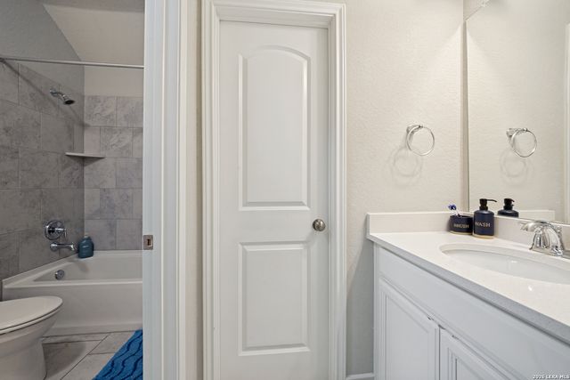 10530 COYOTE RUN, San Antonio, TX 78254