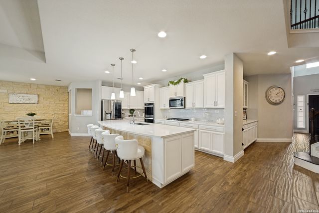 10530 COYOTE RUN, San Antonio, TX 78254