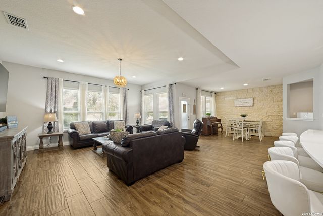 10530 COYOTE RUN, San Antonio, TX 78254