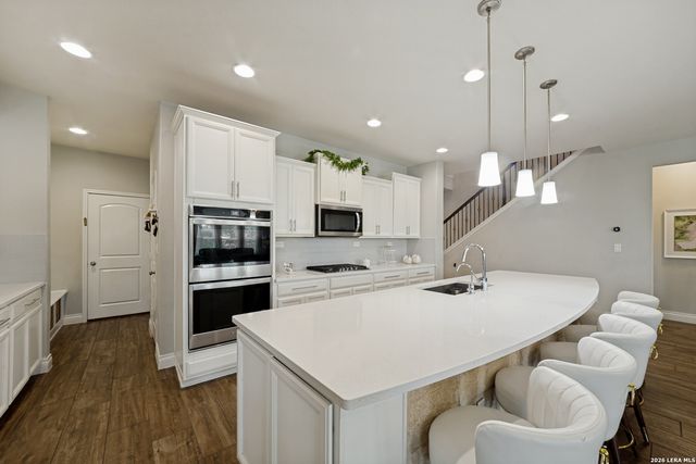 10530 COYOTE RUN, San Antonio, TX 78254