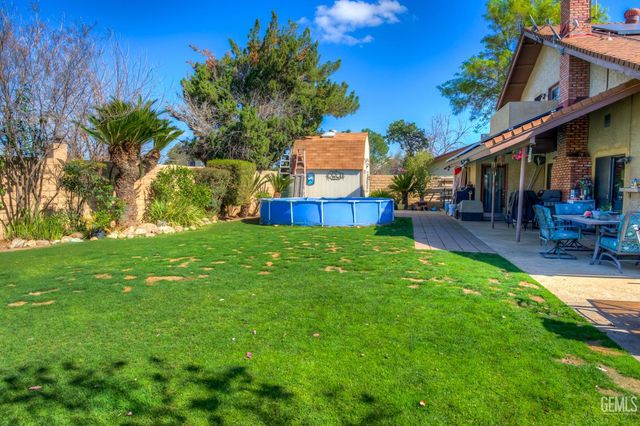 5800 Sky Ranch Avenue, Bakersfield, CA 93306