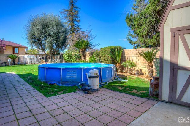 5800 Sky Ranch Avenue, Bakersfield, CA 93306