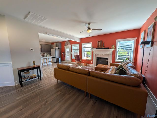 4213 Textile Lane SW, Huntsville, AL 35805